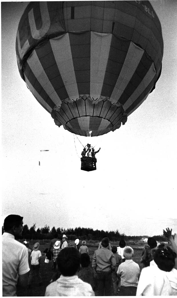 Balloons and Balloonists