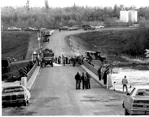 Floods 1975-1976