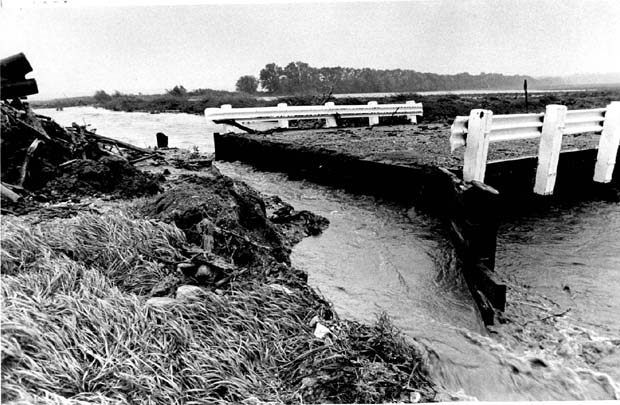Floods 1975-1976