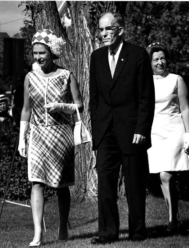Royalty British Tours Canada