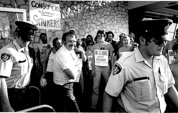Unions Retail Clerks Retail Wholesale and Department Store Union